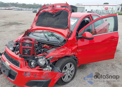 2016 Chevrolet Sonic Lt Auto z USA, uszkodzony, nr VIN 1G1JC5SH4G4168134